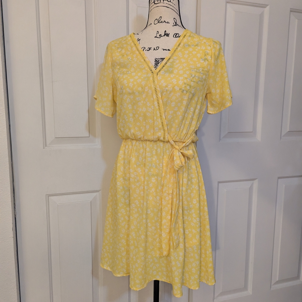Sienna Sky Yellow Floral Mini Dress
